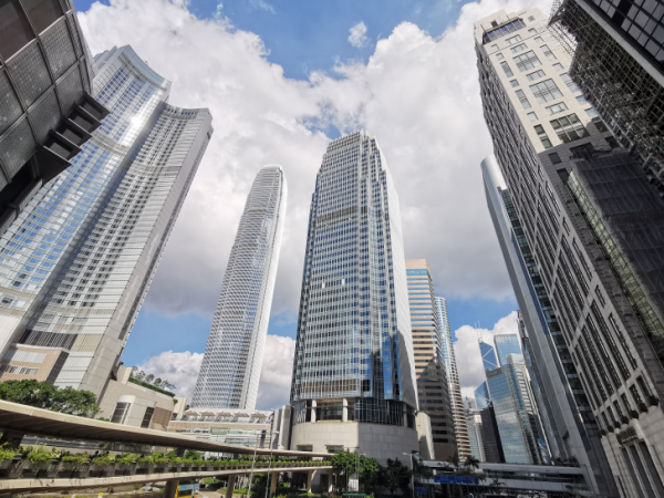 港股异动 | 比亚迪股份(01211)现涨超5% 比亚迪大唐在北京车展开启预售 24小时订单超3万台
