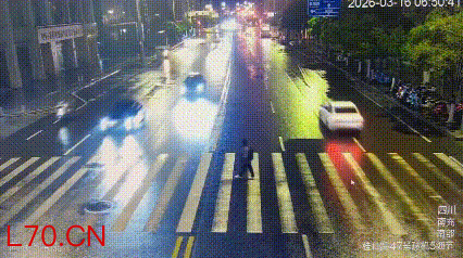 高中生斑马线过马路被撞飞身亡 悲剧引发关注